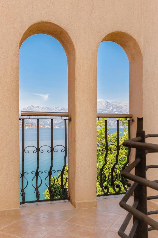 Promenade Rose Apartment Kotor Exterior foto