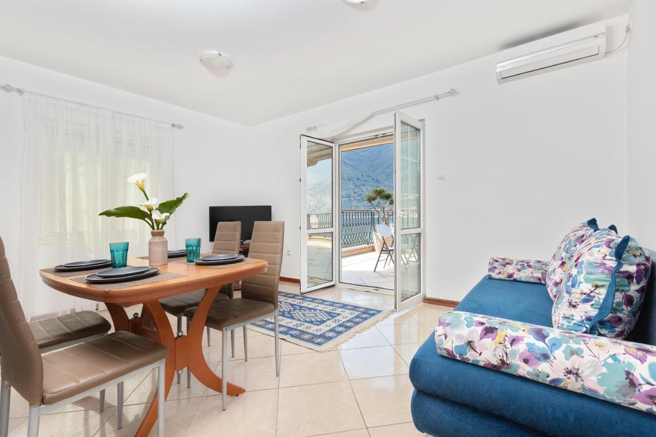 Promenade Rose Apartment Kotor Exterior foto