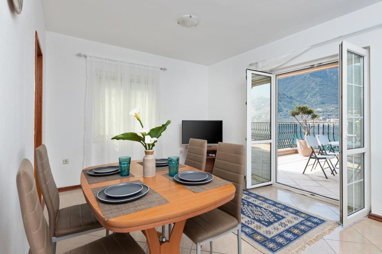 Promenade Rose Apartment Kotor Exterior foto